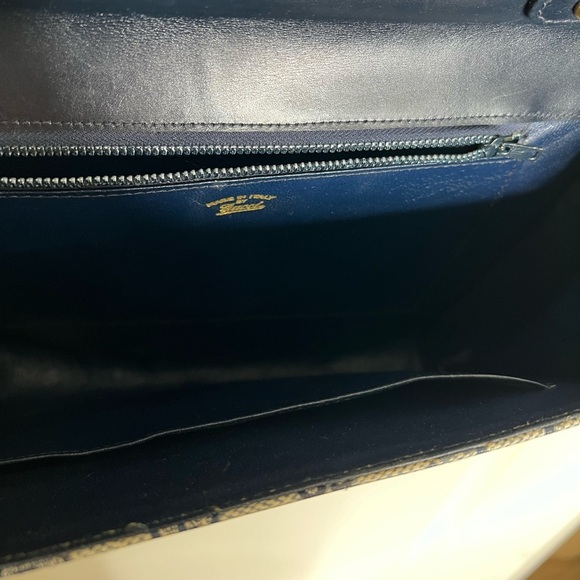 Vintage Gucci Shoulder Bag - Picture 4 of 16